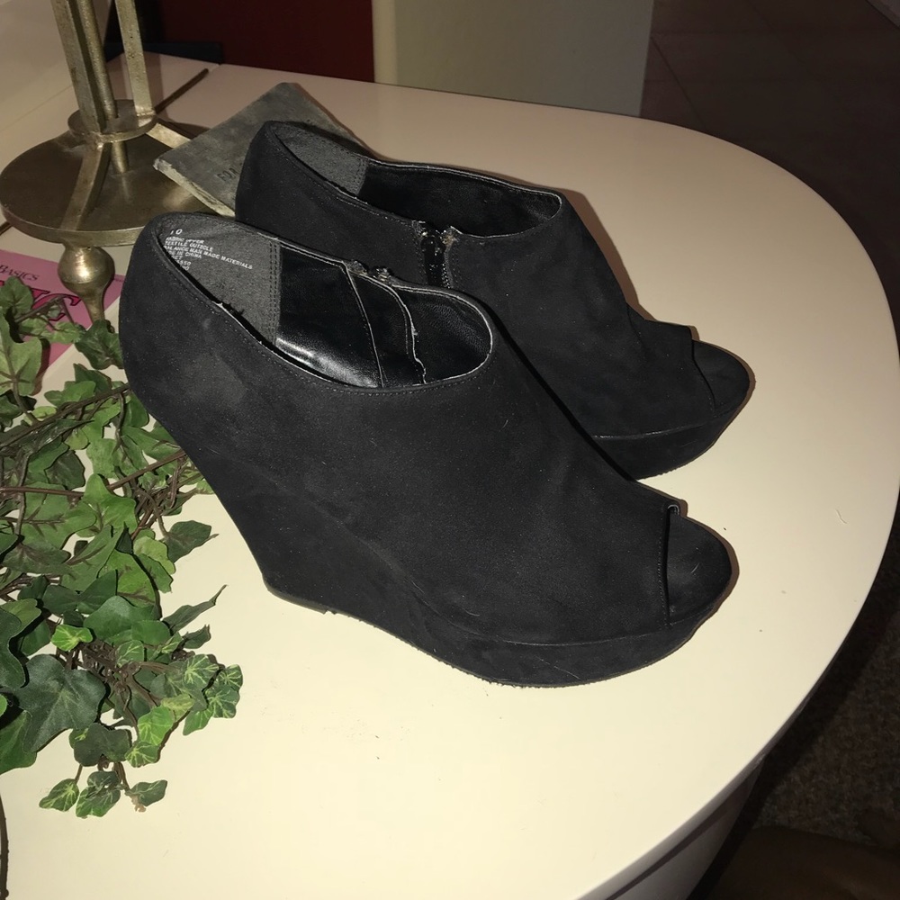 Black Suede Peep Toe Wedges